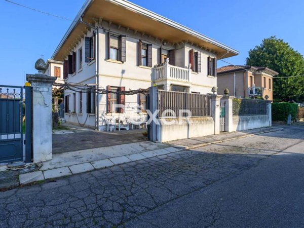 casa indipendente in vendita a Venezia in zona Marghera