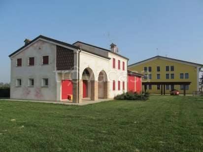 ufficio in vendita a Venezia in zona Favaro Veneto