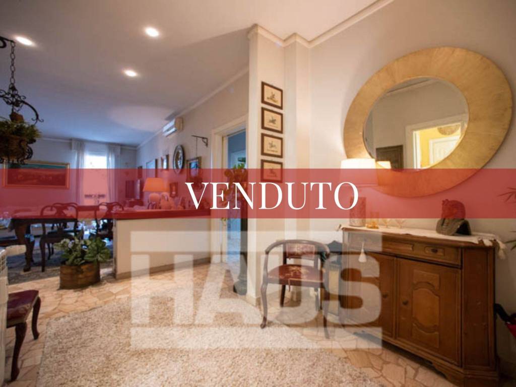 appartamento in vendita a Venezia in zona Lido di Venezia