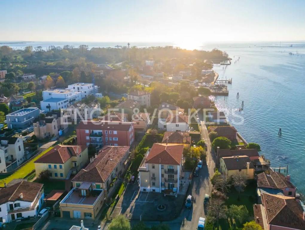 appartamento in vendita a Venezia in zona Lido di Venezia