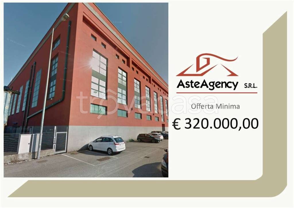 ufficio in vendita a Venezia in zona Marghera