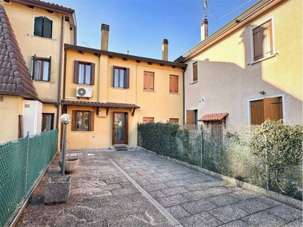 casa indipendente in vendita a Venezia in zona Mestre