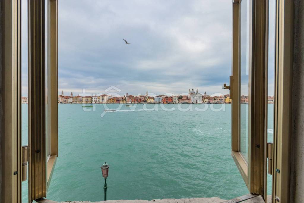 appartamento in vendita a Venezia in zona Giudecca