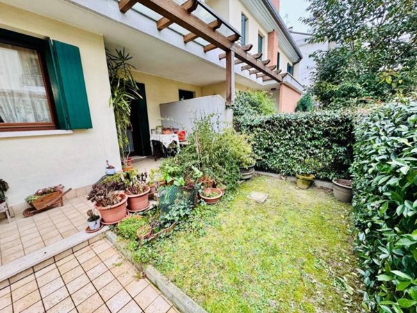 casa indipendente in vendita a Venezia in zona Mestre