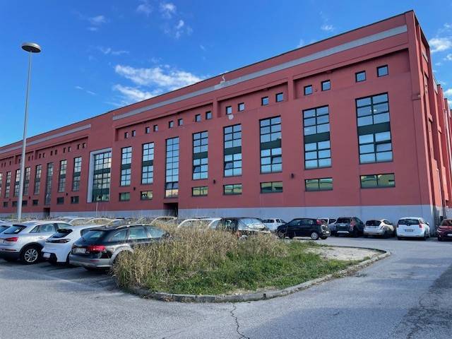 ufficio in vendita a Venezia in zona Marghera