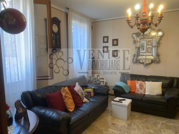 casa semindipendente in vendita a Venezia in zona Sestiere Castello