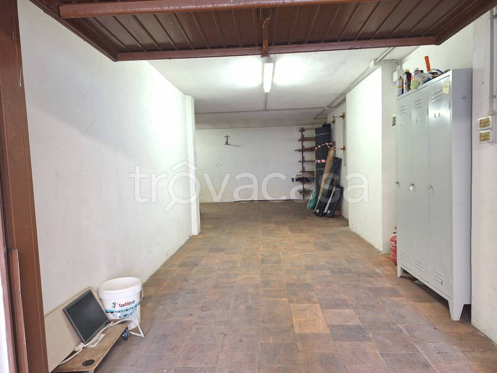 locale di sgombero in vendita a Venezia in zona Chirignago