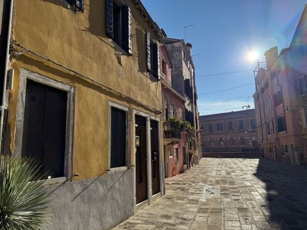 appartamento in vendita a Venezia in zona Sestiere Santa Croce