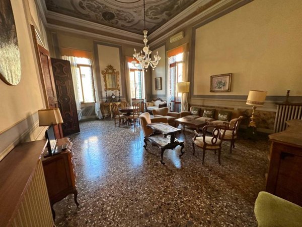 appartamento in vendita a Venezia