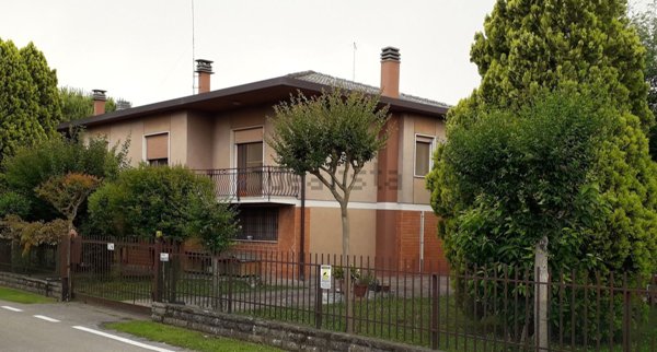 casa indipendente in vendita a Venezia in zona Trivignano