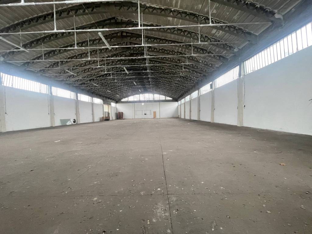 negozio in vendita a Venezia in zona Marghera