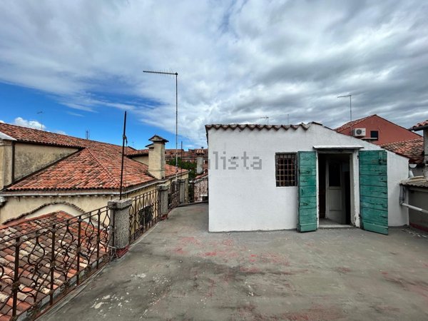 appartamento in vendita a Venezia in zona Sestiere Santa Croce