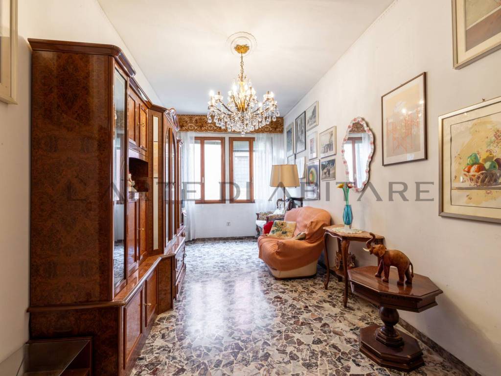 appartamento in vendita a Venezia in zona Sestiere Santa Croce