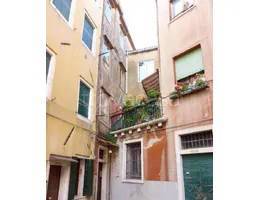 appartamento in vendita a Venezia in zona Sestiere Cannaregio
