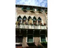 appartamento in vendita a Venezia in zona Sestiere Santa Croce