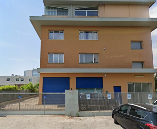 ufficio in vendita a Venezia in zona Mestre