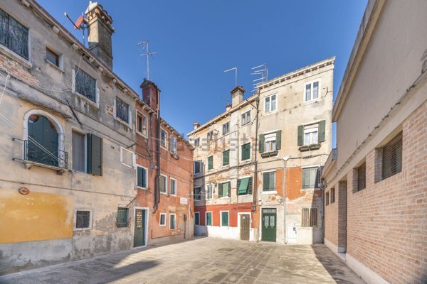 appartamento in vendita a Venezia in zona Sestiere Castello
