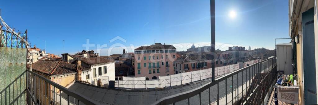 appartamento in vendita a Venezia in zona Sestiere Cannaregio