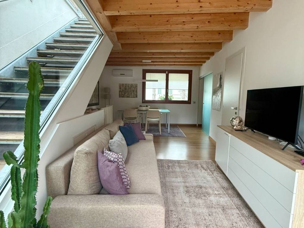 casa indipendente in vendita a Venezia in zona Lido di Venezia