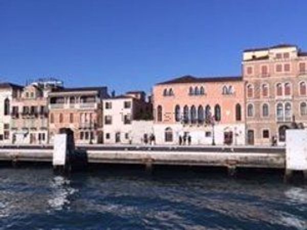 appartamento in vendita a Venezia in zona Sestiere Dorsoduro
