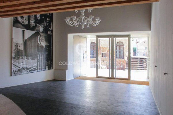 ufficio in vendita a Venezia in zona Sestiere Cannaregio