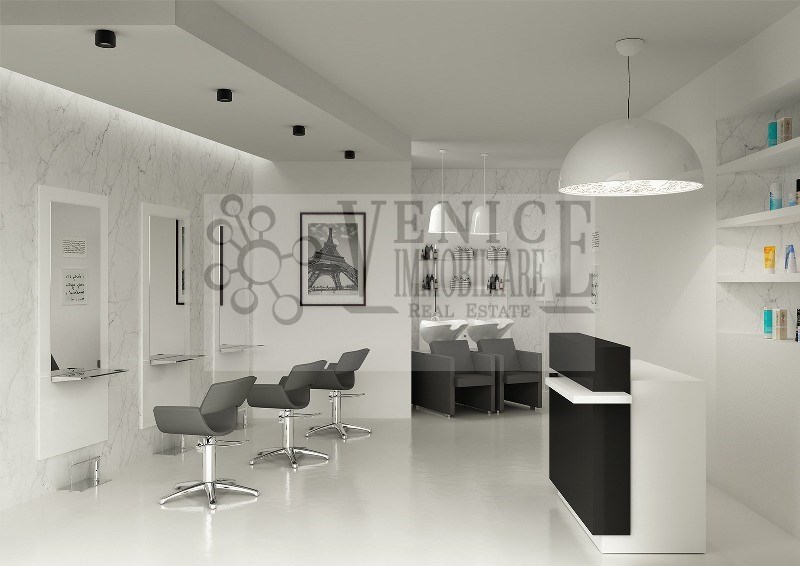 negozio in vendita a Venezia in zona Mestre