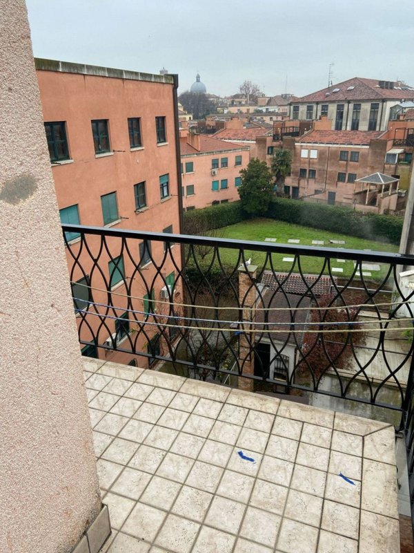 appartamento in vendita a Venezia in zona Mestre