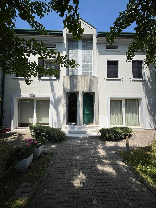 casa indipendente in vendita a Venezia in zona Zelarino