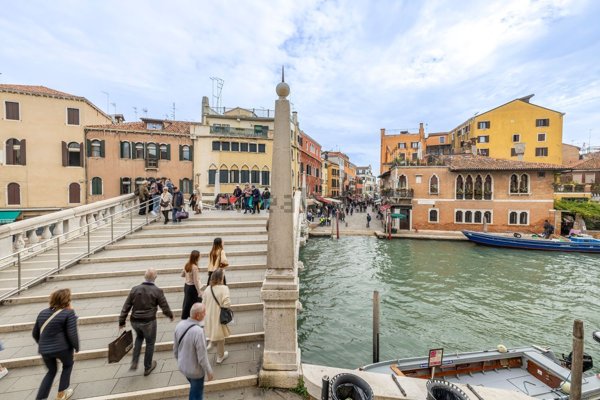 appartamento in vendita a Venezia in zona Sestiere Cannaregio