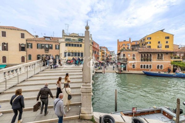 appartamento in vendita a Venezia in zona Sestiere Cannaregio