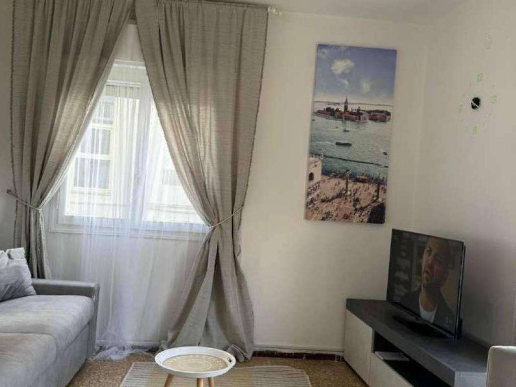 negozio in vendita a Venezia in zona Marghera