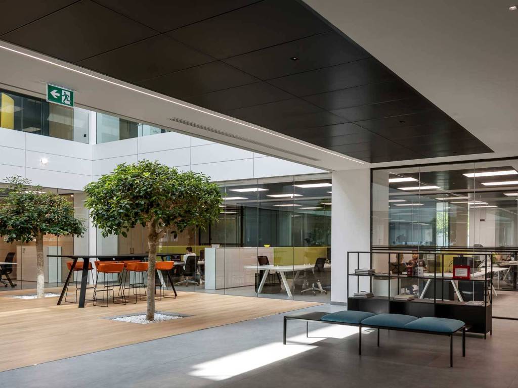 negozio in vendita a Venezia in zona Marghera