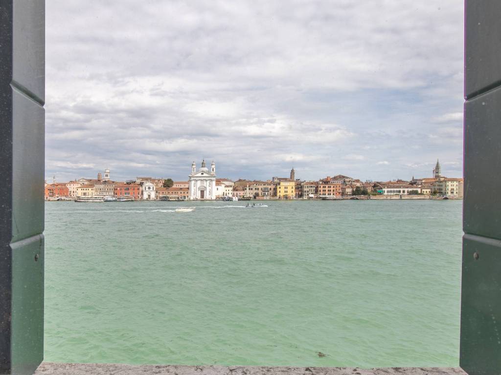 appartamento in vendita a Venezia in zona Giudecca