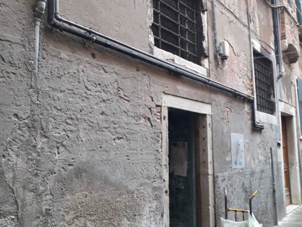 locale commerciale in vendita a Venezia