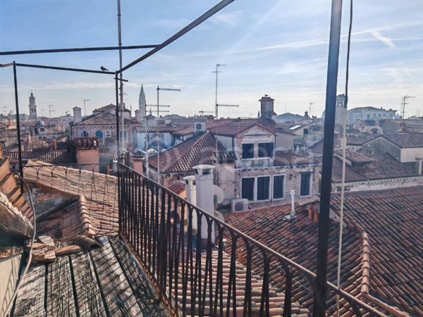 appartamento in vendita a Venezia in zona Sestiere San Polo