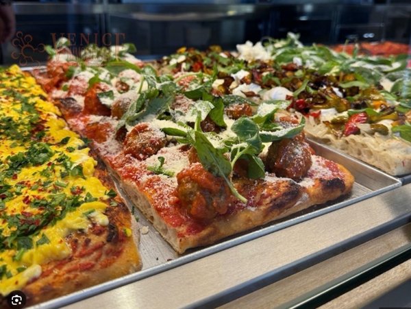 negozio in vendita a Venezia in zona Mestre