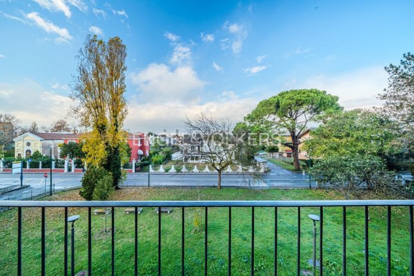 appartamento in vendita a Venezia in zona Lido di Venezia