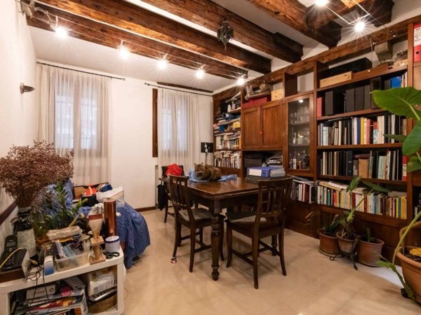 appartamento in vendita a Venezia in zona Sestiere Cannaregio