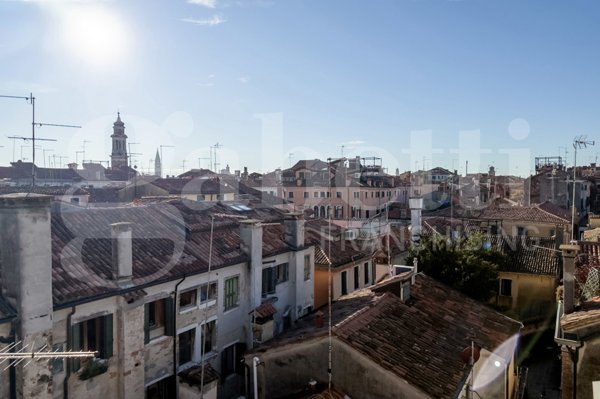 appartamento in vendita a Venezia in zona Sestiere Cannaregio