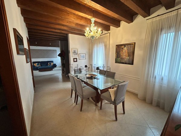 casa indipendente in vendita a Venezia in zona Murano