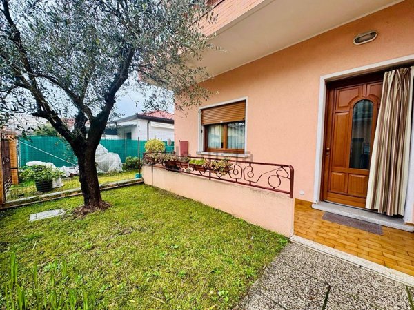 casa indipendente in vendita a Venezia in zona Mestre