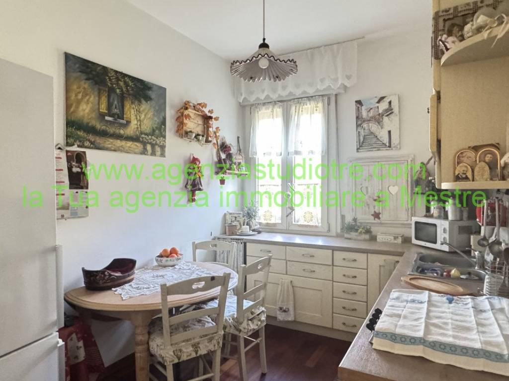 appartamento in vendita a Venezia in zona Mestre