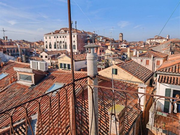 casa indipendente in vendita a Venezia in zona Sestiere San Polo