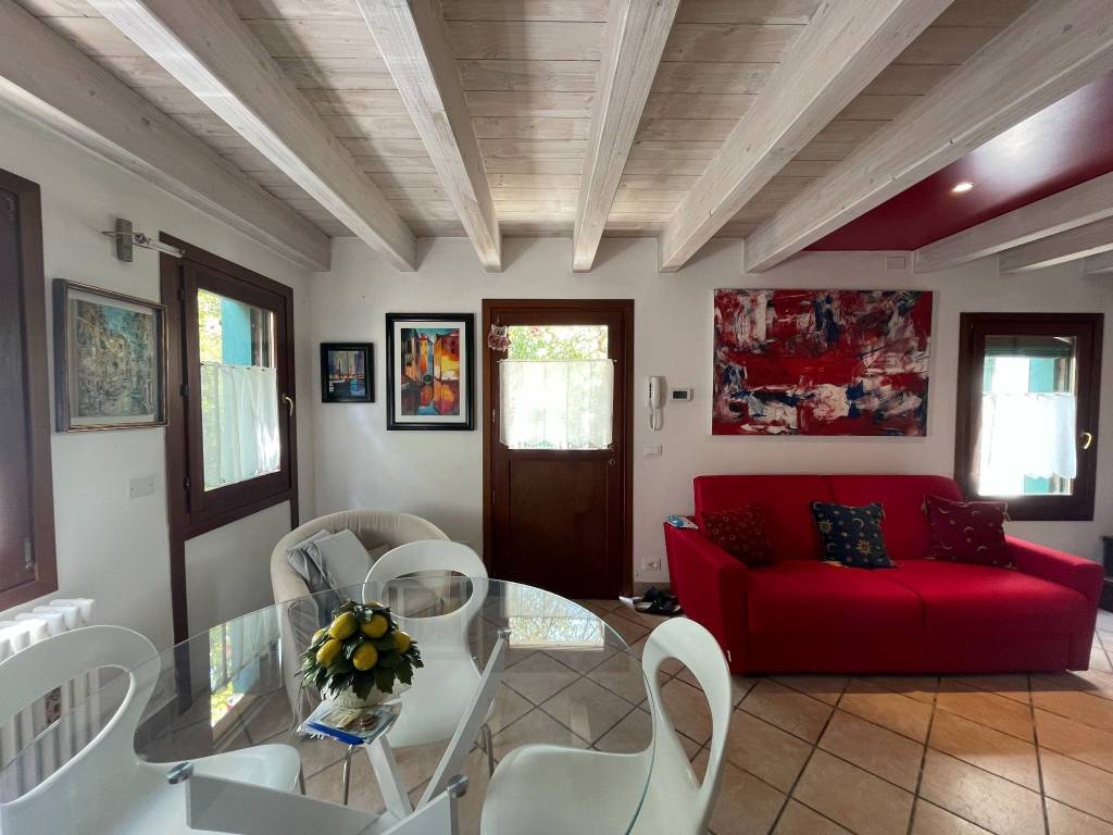 appartamento in vendita a Venezia in zona Lido di Venezia