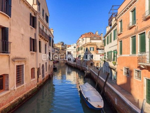 appartamento in vendita a Venezia in zona Sestiere San Marco