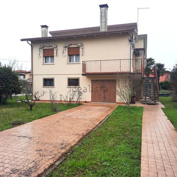 casa indipendente in vendita a Venezia in zona Favaro Veneto