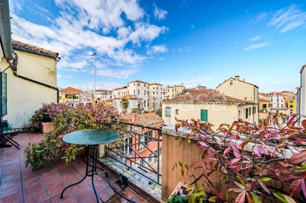 casa indipendente in vendita a Venezia in zona Sestiere Dorsoduro