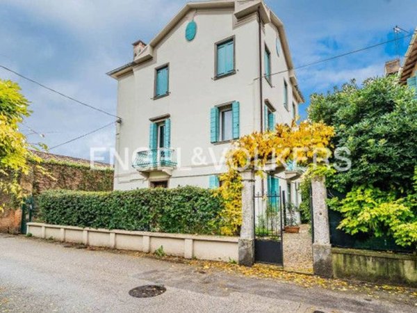appartamento in vendita a Venezia in zona Lido di Venezia