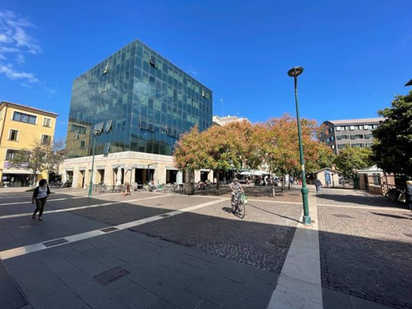 ufficio in vendita a Venezia in zona Mestre
