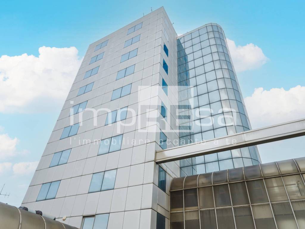 negozio in vendita a Venezia in zona Marghera